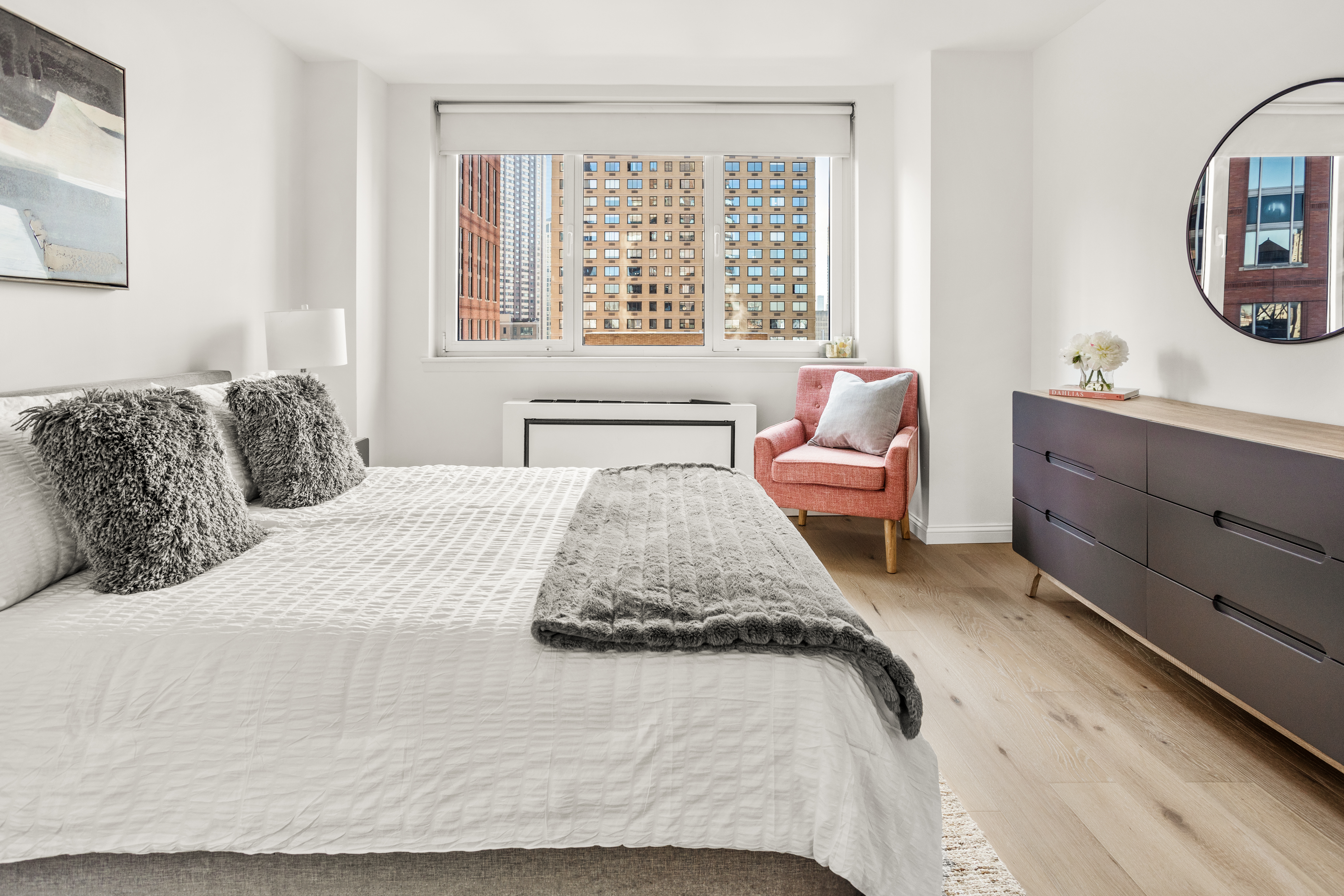 45 West 67th Street, Unit 16B Manhattan, NY 10023 - Photo 9 of 12