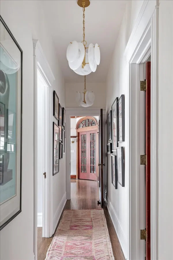 $1,200,000 | 457 West Fullerton Parkway, Unit 2W, Chicago, IL 60614