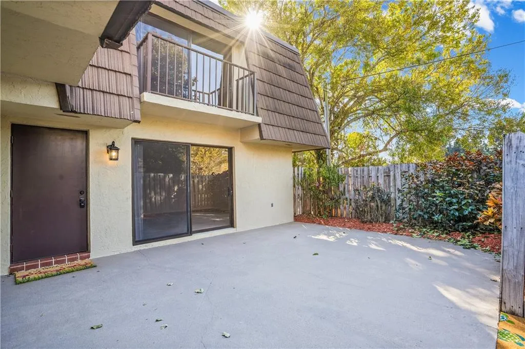 $190,000 | 1166 6th Avenue, Unit 21D, Vero Beach, FL 32960