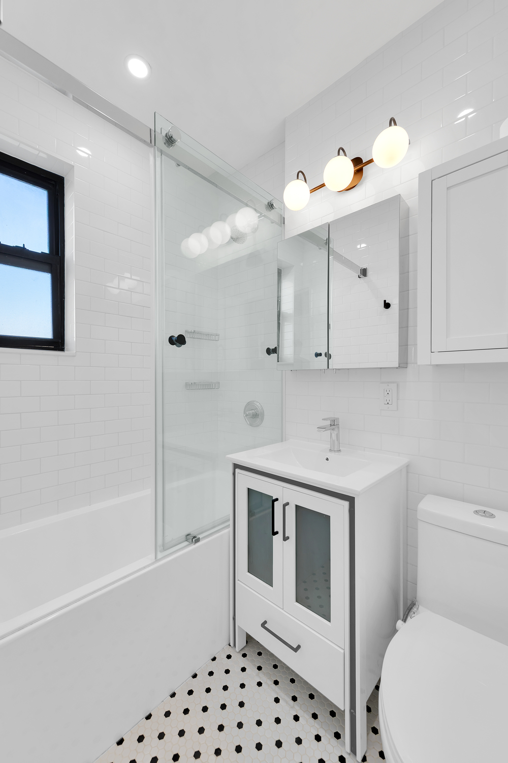 44-14 Newtown Road, Unit 4T Queens, NY 11103 - Photo 6 of 8