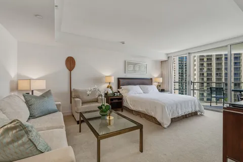 $429,000 | 223 Saratoga Road, Unit 1008, Honolulu, HI 96815