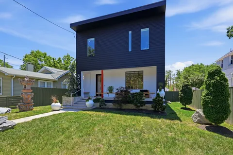 Contact Agent | 304 Quackenbos Street Northwest, Washington, DC 20011