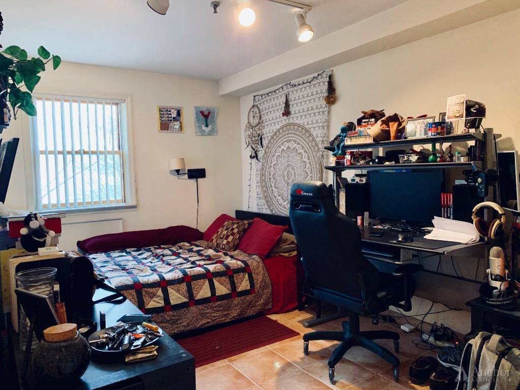 29th Street Queens, NY 11102 - Photo 5 of 10