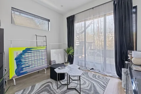 $765,500 | 308 Onion Street, Austin, TX 78702