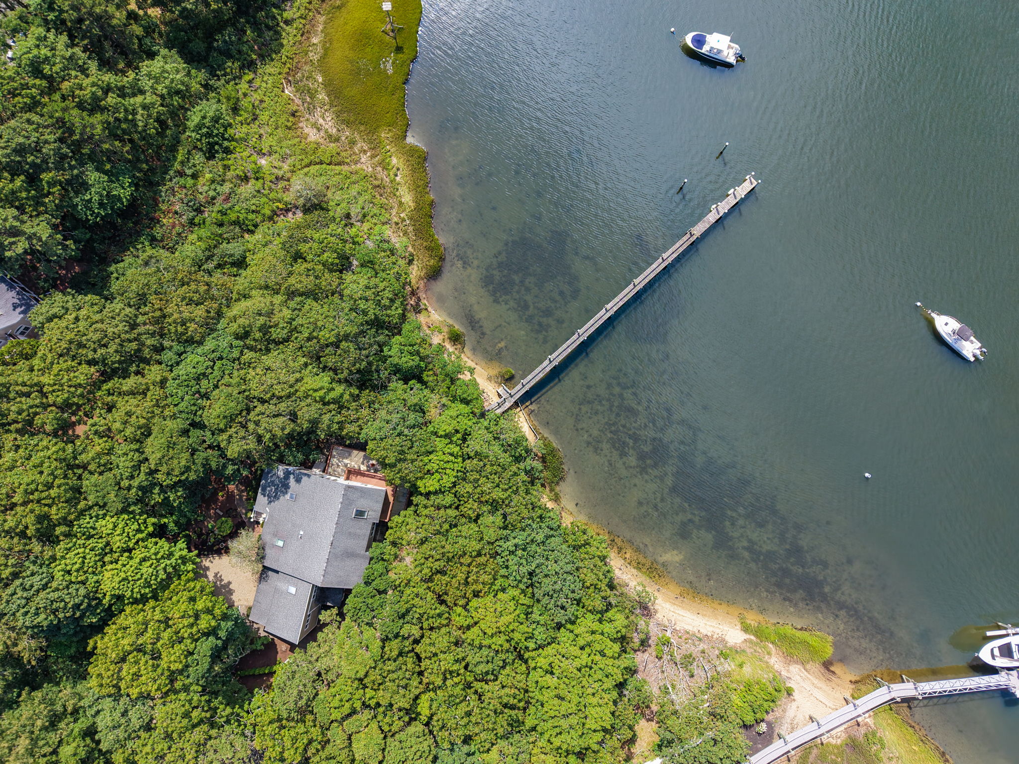 22 Samoset Road Mashpee, MA 02649 - Photo 2 of 88 Gallery Image 2