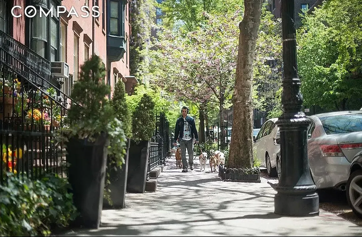 145 East 22nd Street, Unit 4A Manhattan, NY 10010 - Photo 13 of 14 a view of a street with houses