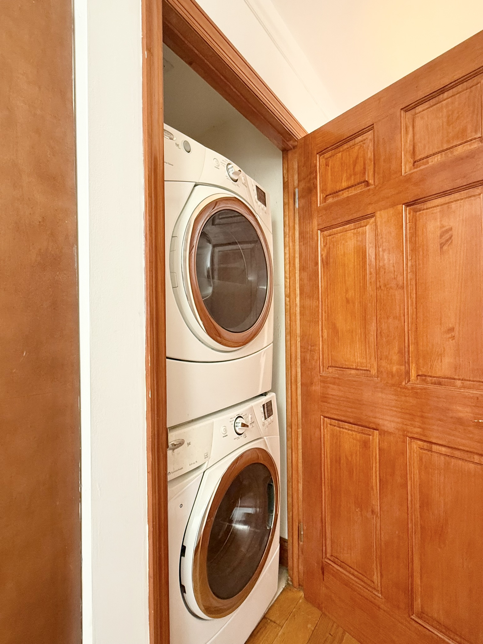675 West End Avenue, Unit 12A Manhattan, NY 10025 - Photo 14 of 15 a utility room with dryer and washer