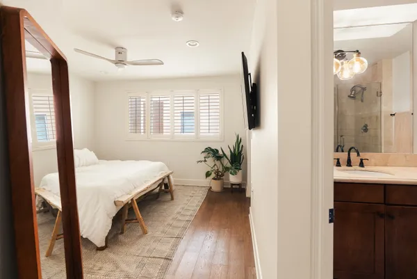 $1,249,000 | 3965 Moore Street, Unit 104, Los Angeles, CA 90066