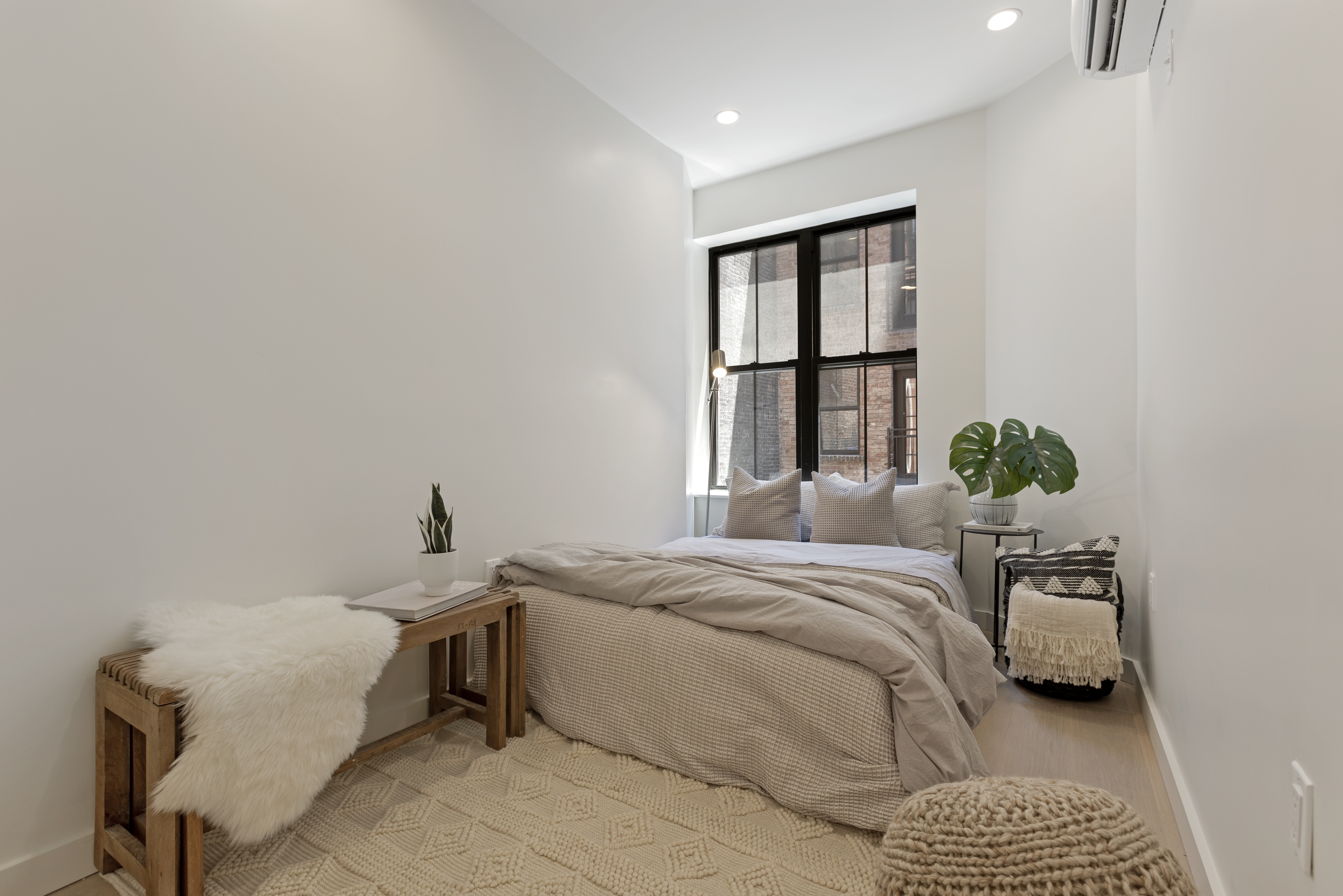 140 Mulberry Street, Unit 2A Manhattan, NY 10013 - Photo 3 of 11