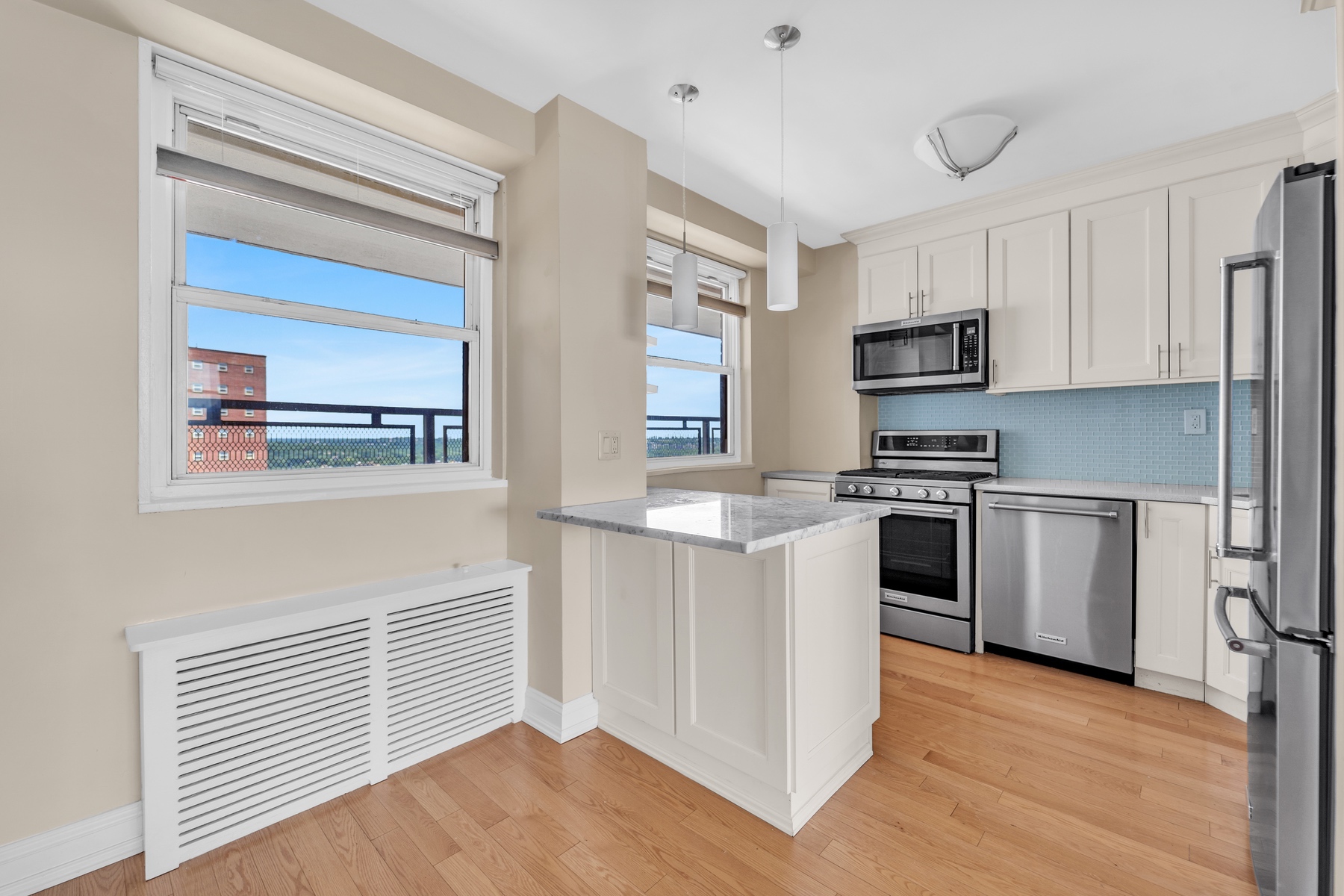 5700 Arlington Avenue, Unit 21T Bronx, NY 10471 - Photo 4 of 18