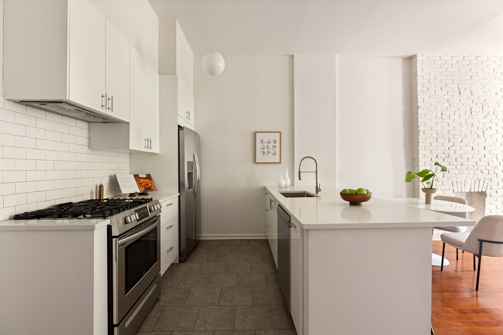487 3rd Street, Unit 3 Brooklyn, NY 11215 - Photo 3 of 9 Gallery Image 3