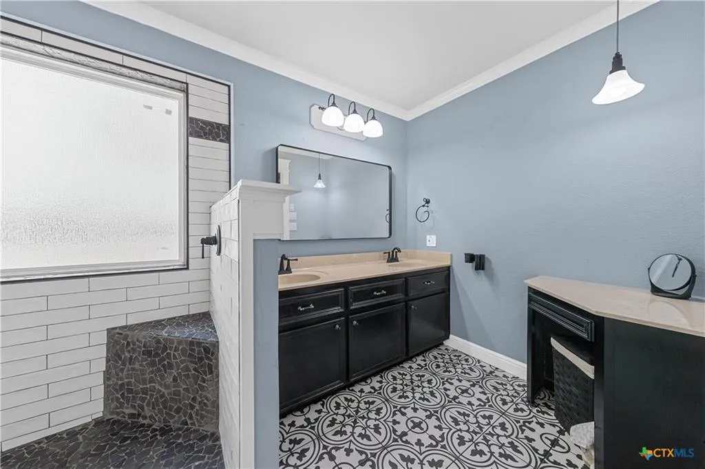 $453,000 | 905 North 1st Street, Nolanville, TX 76559