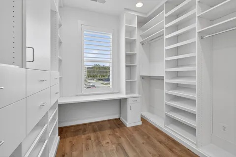 $995,000 | 3510 Bellflower Lane, Rockville, MD 20852