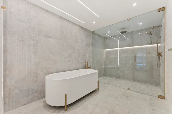 $1,750,000 | 221 Pelican Way, Delray Beach, FL 33483