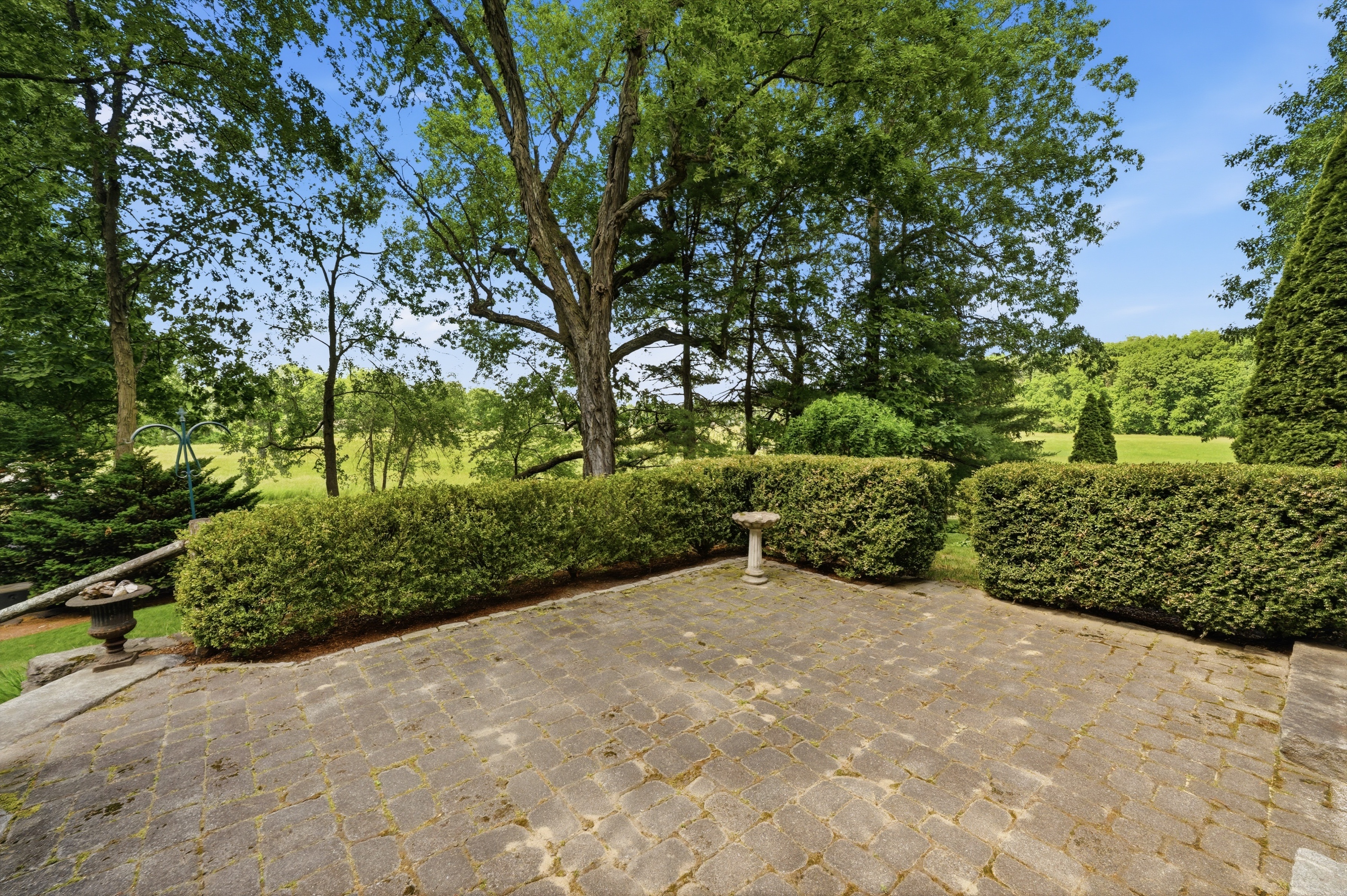 358 Bolton Road Lancaster, MA 01523 - Photo 44 of 60
