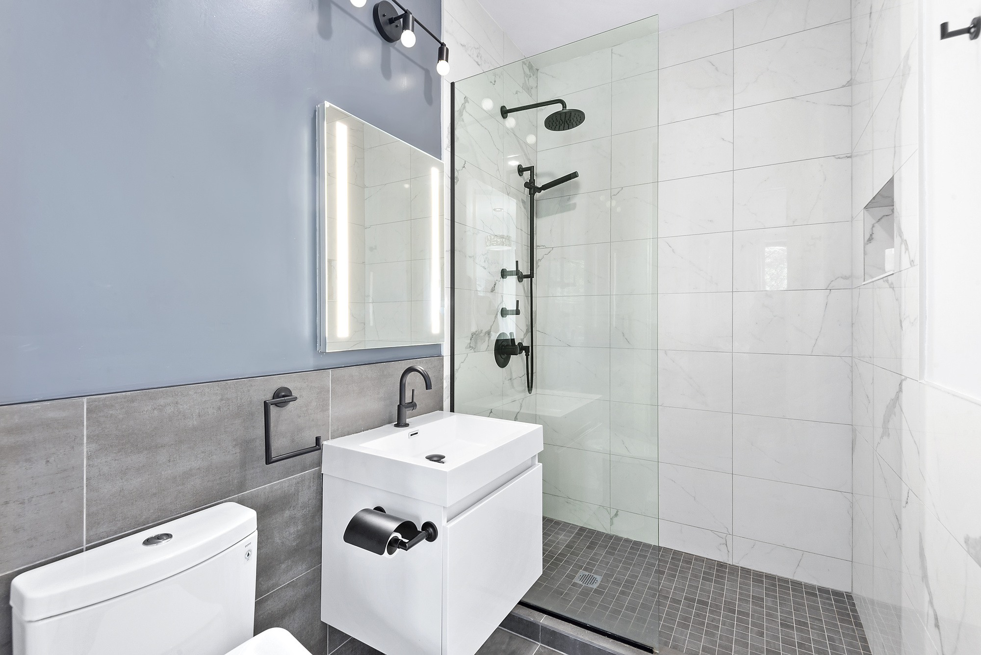 246 Withers Street, Unit 2E Brooklyn, NY 11211 - Photo 4 of 7