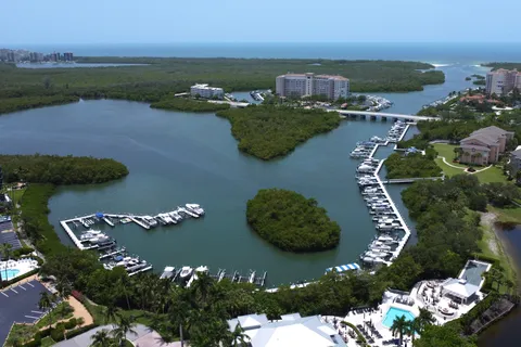$420,500 | 680 Wiggins Lake Drive, Unit 202, Naples, FL 34110