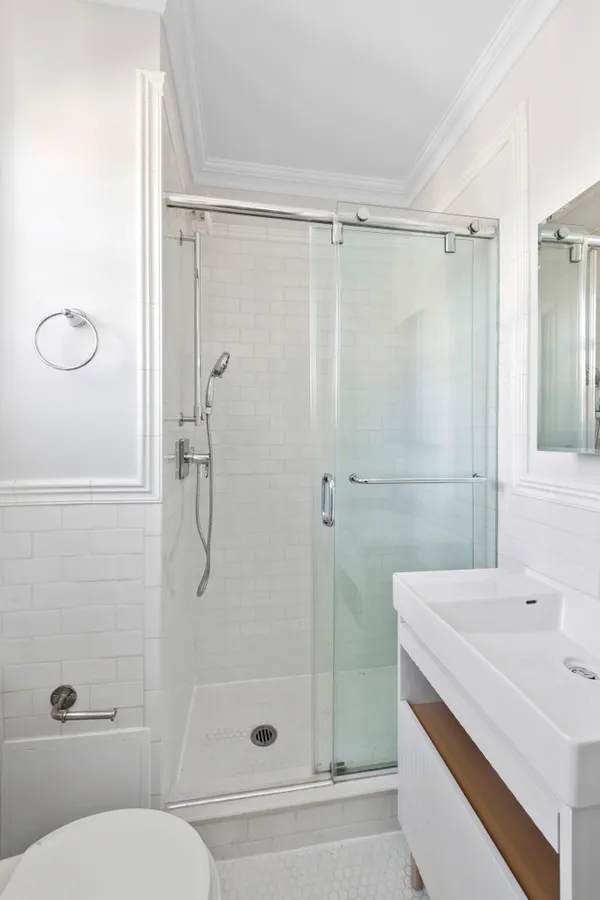 $2,700,000 | 1140 5th Avenue, Unit 14B | Upper East Side