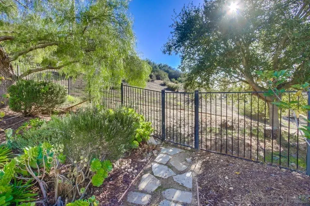 Contact Agent | 10154 Pinecastle Street, San Diego, CA 92131