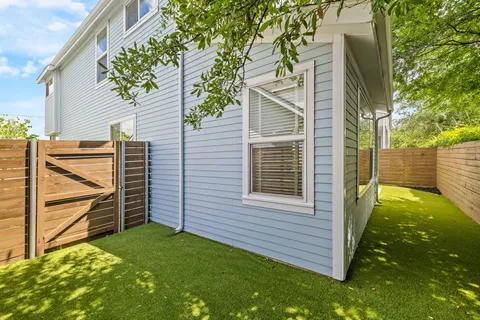 $575,000 | 6542 East Lovers Lane, Dallas, TX 75214