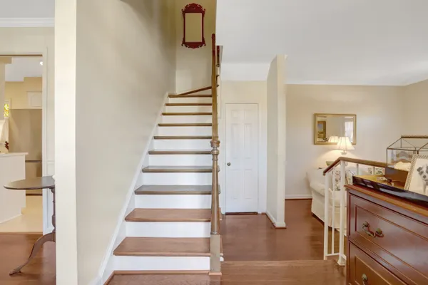 $900,000 | 402 2nd Street, Alexandria, VA 22314