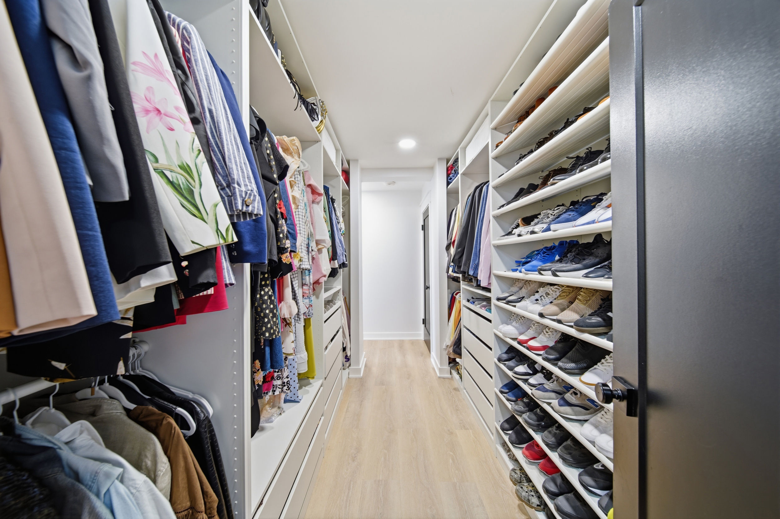 6101 Edsall Road, Unit 1805 Alexandria, VA 22304 - Photo 30 of 49 Gallery Image 30