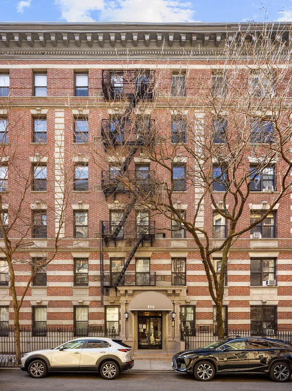 $4,500 | 314 West 94th Street, Unit 3D | Upper West Side