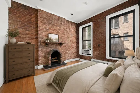 $650,000 | 313 East 56th Street, Unit 2C | Sutton Place