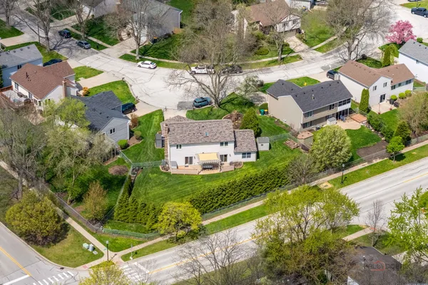 Contact Agent | 117 Annapolis Drive, Vernon Hills, IL 60061