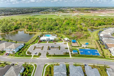 $1,150,000 | 16341 Hidden Oak Loop, Lakewood Ranch, FL 34211