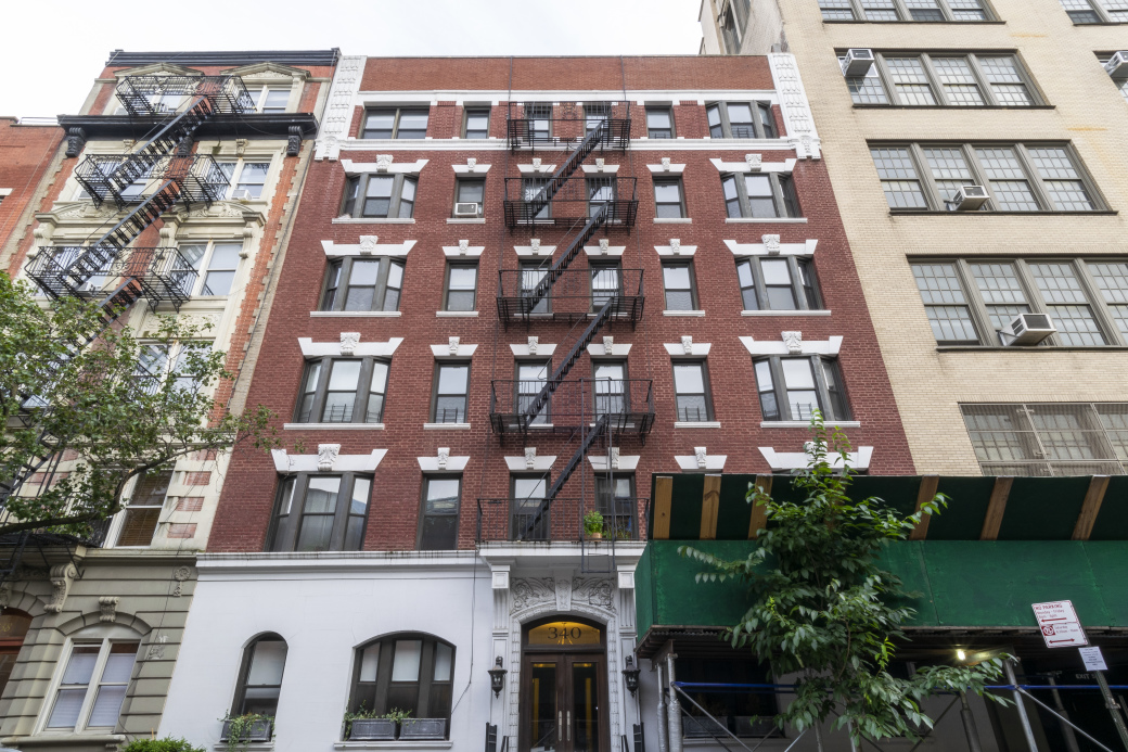 340 West 19th Street, Unit 17 Manhattan, NY 10011 - Photo 8 of 10