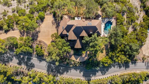 Contact Agent | 17 Cicero Lane, Austin, TX 78746