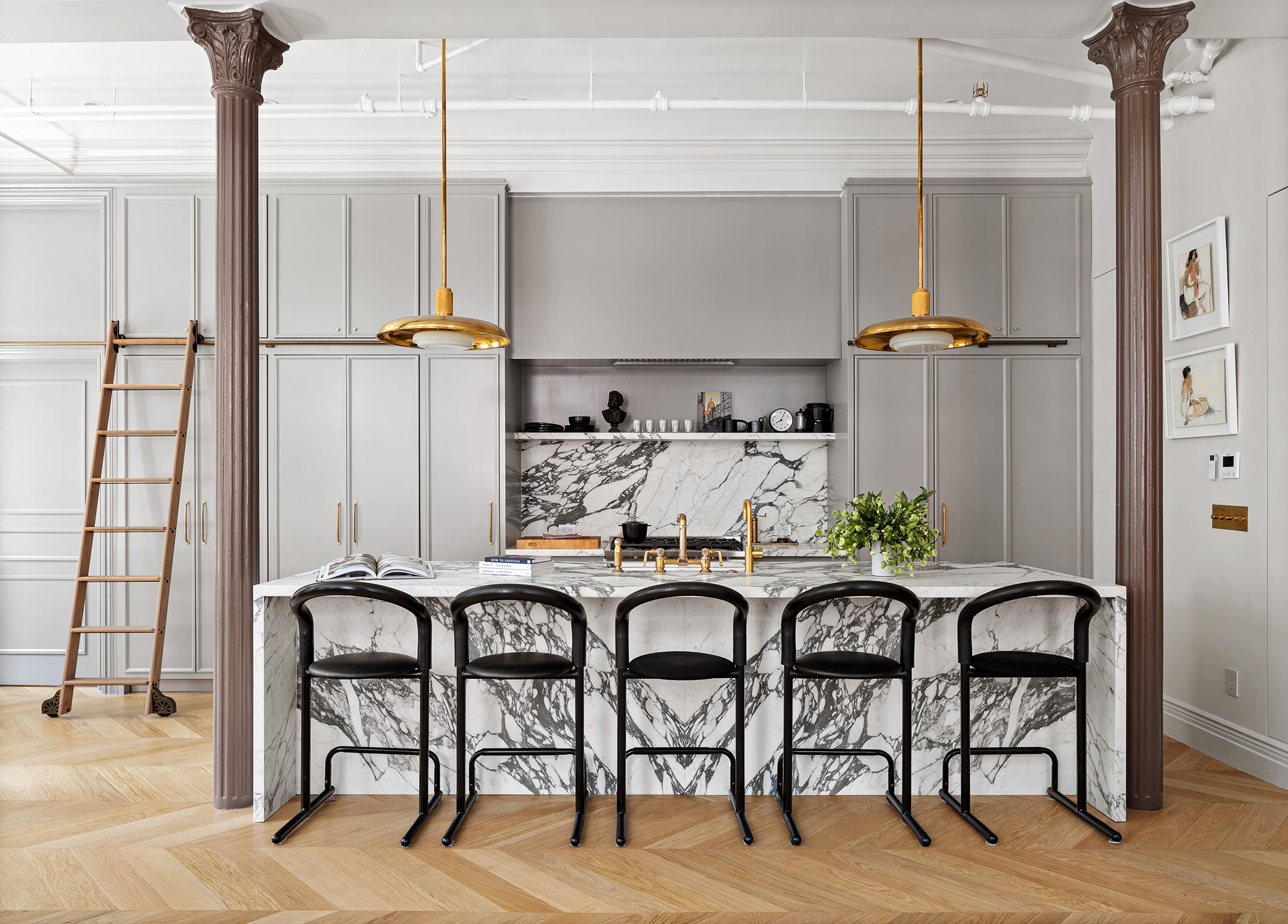 35 Mercer Street, Unit 3E Manhattan, NY 10013 - Photo 8 of 21 a view of a dining room with furniture and chandelier