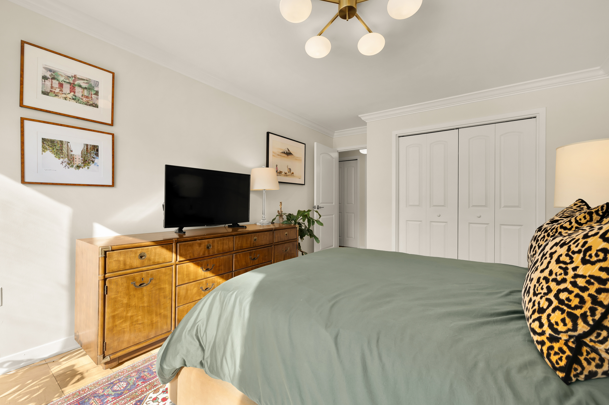 2501 Calvert Street Northwest, Unit 308 Washington, DC 20008 - Photo 17 of 22