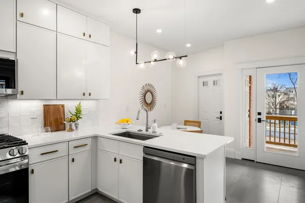 $620,000 | 504 Talbot Avenue, Unit Undisclosed, Dorchester Center, MA 02124