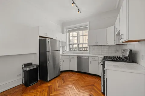 $1,200,000 | 2109 Broadway, Unit 8137 | Upper West Side