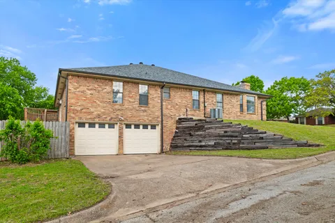 $375,000 | Address Upon Request, Benbrook, TX 76126
