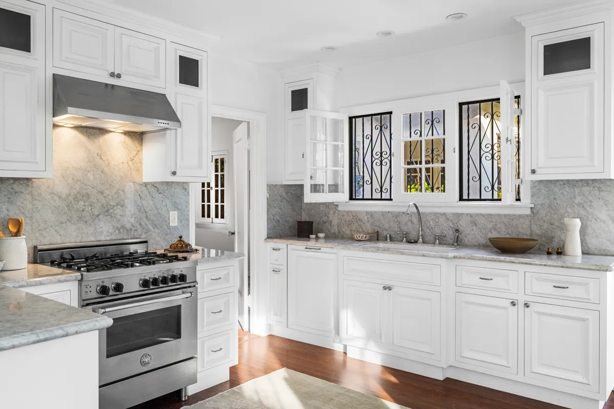 $1,849,000 | 926 Burnside Avenue, Los Angeles, CA 90036