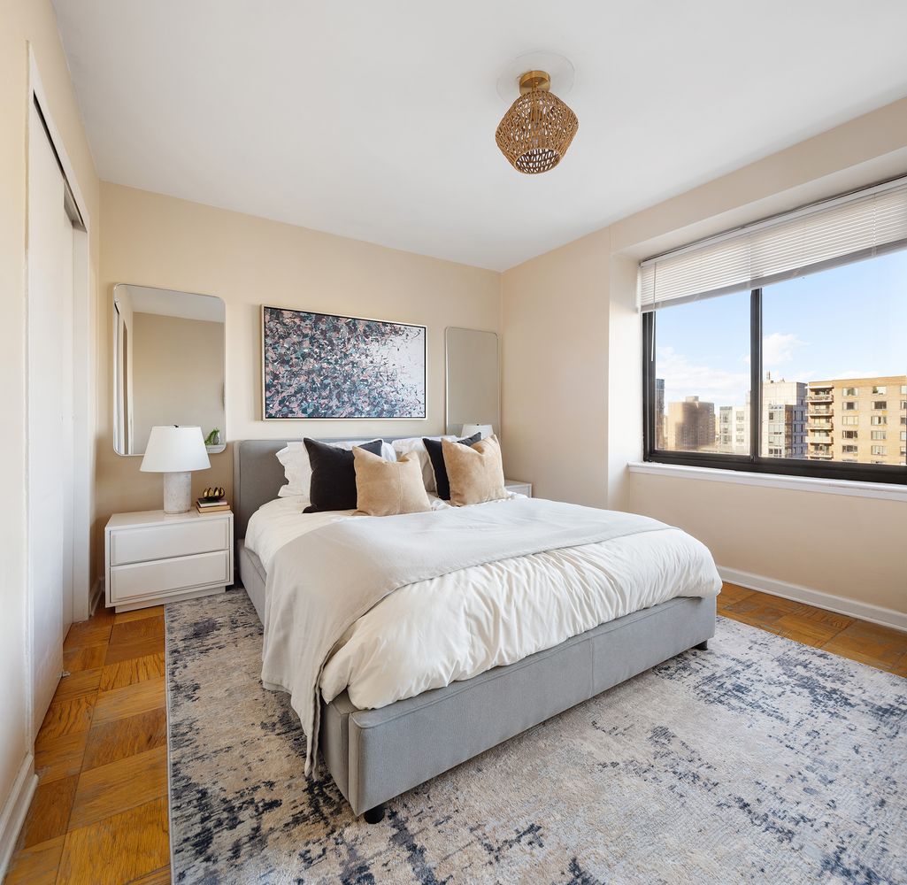 $799,000 | 382 Central Park West, Unit 17Y | Upper West Side