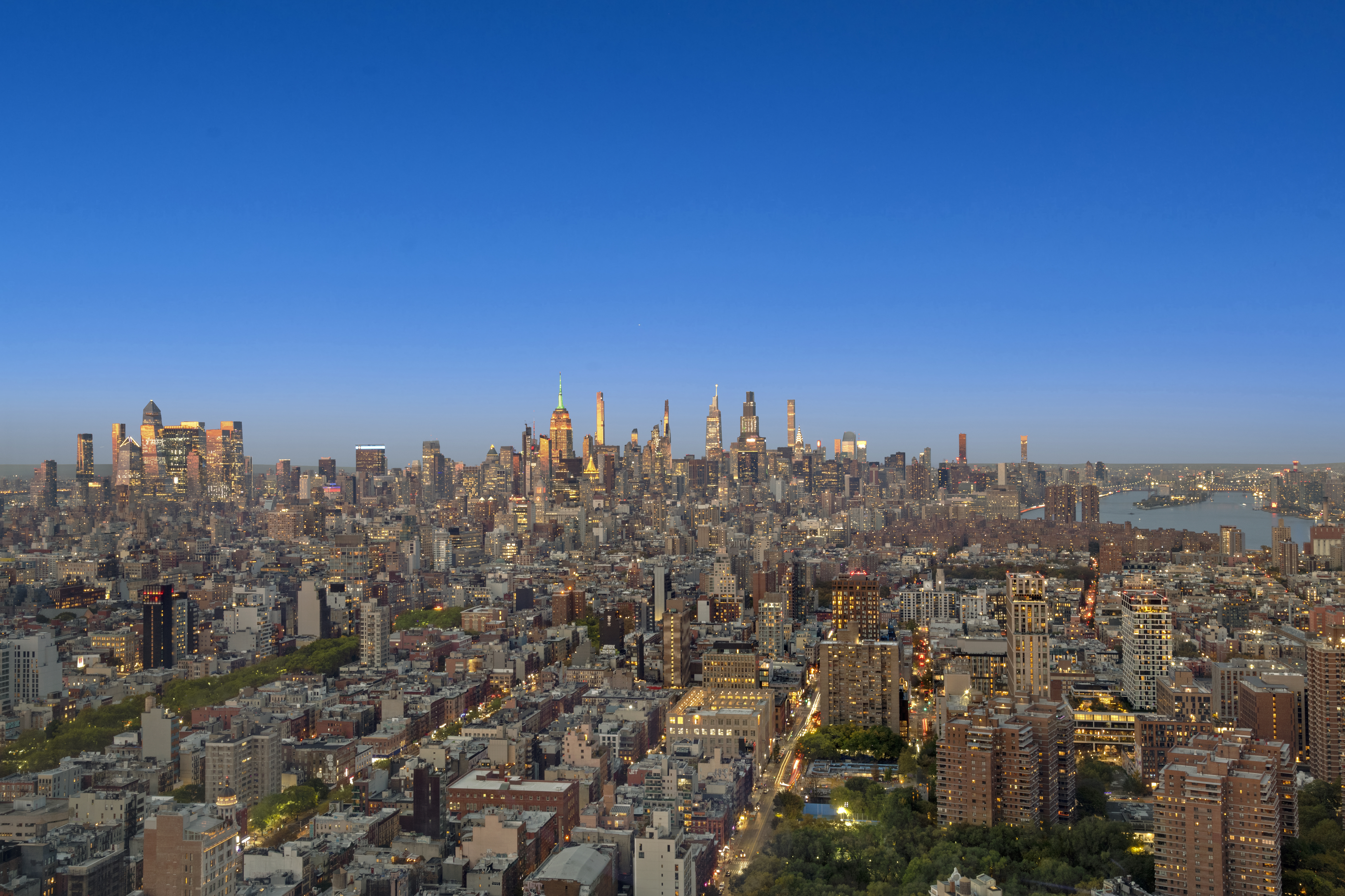 252 South Street, Unit 60G Manhattan, NY 10002 - Photo 4 of 30 a view of a city