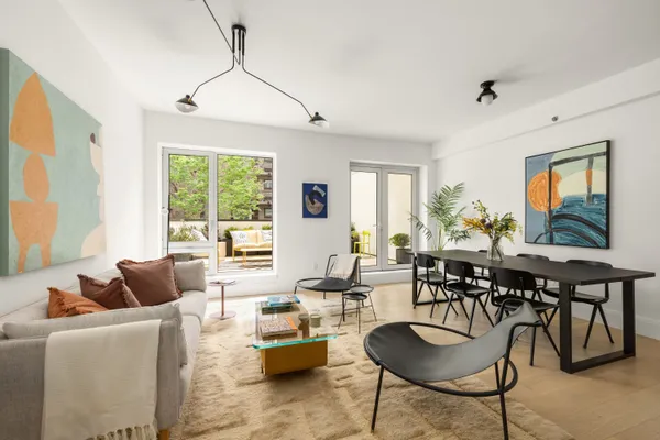 $2,195,000 | 610 Warren Street, Unit 2A | Boerum Hill