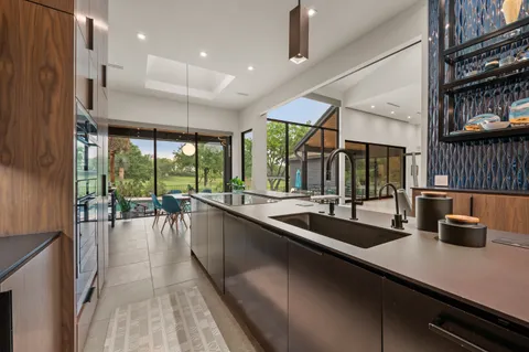 $2,600,000 | 3907 Fox Glen Drive, Irving, TX 75062
