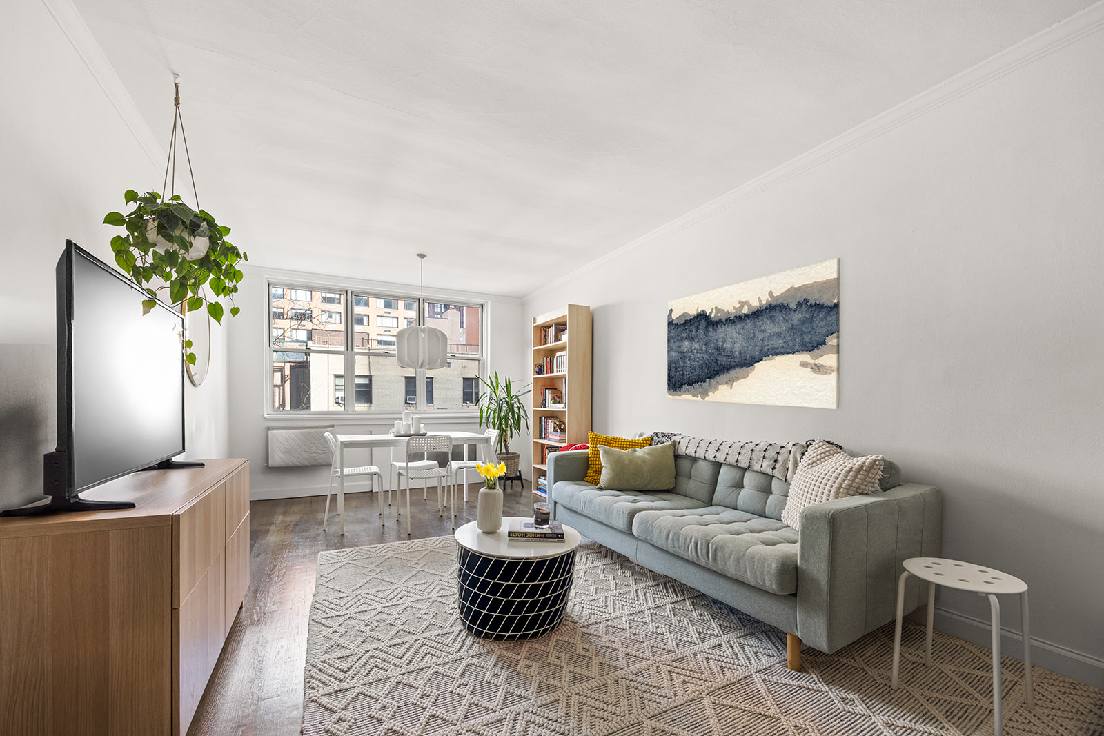 336 East 50th Street, Unit 5A Manhattan, NY 10022 - Photo 2 of 9