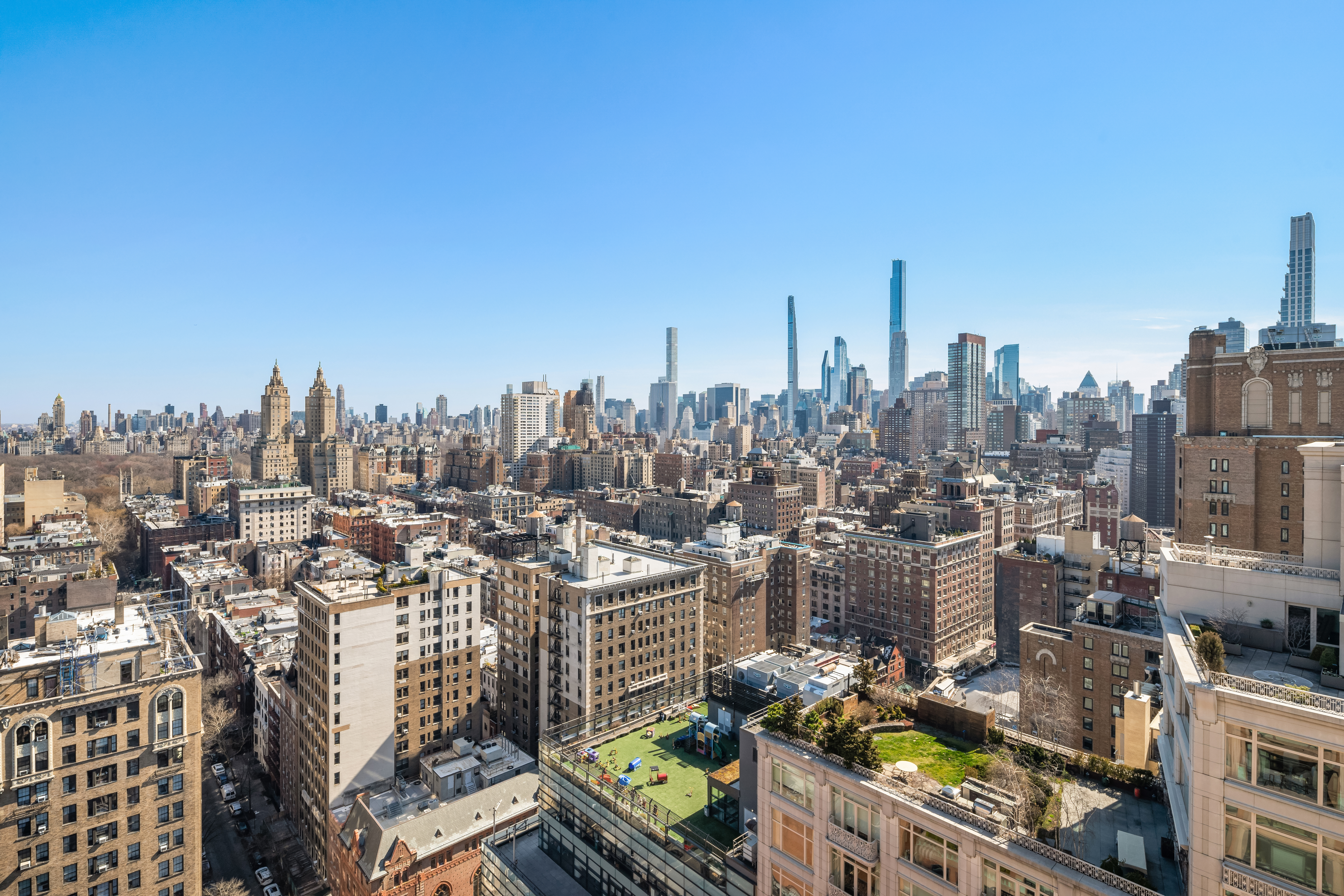 2166 Broadway, Unit PH Manhattan, NY 10024 - Photo 28 of 37 a view of a city with tall buildings