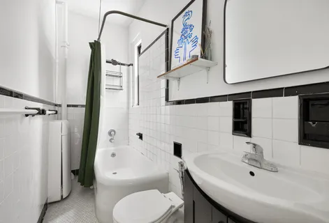 $600,000 | 78 8th Avenue, Unit 2K | Park Slope