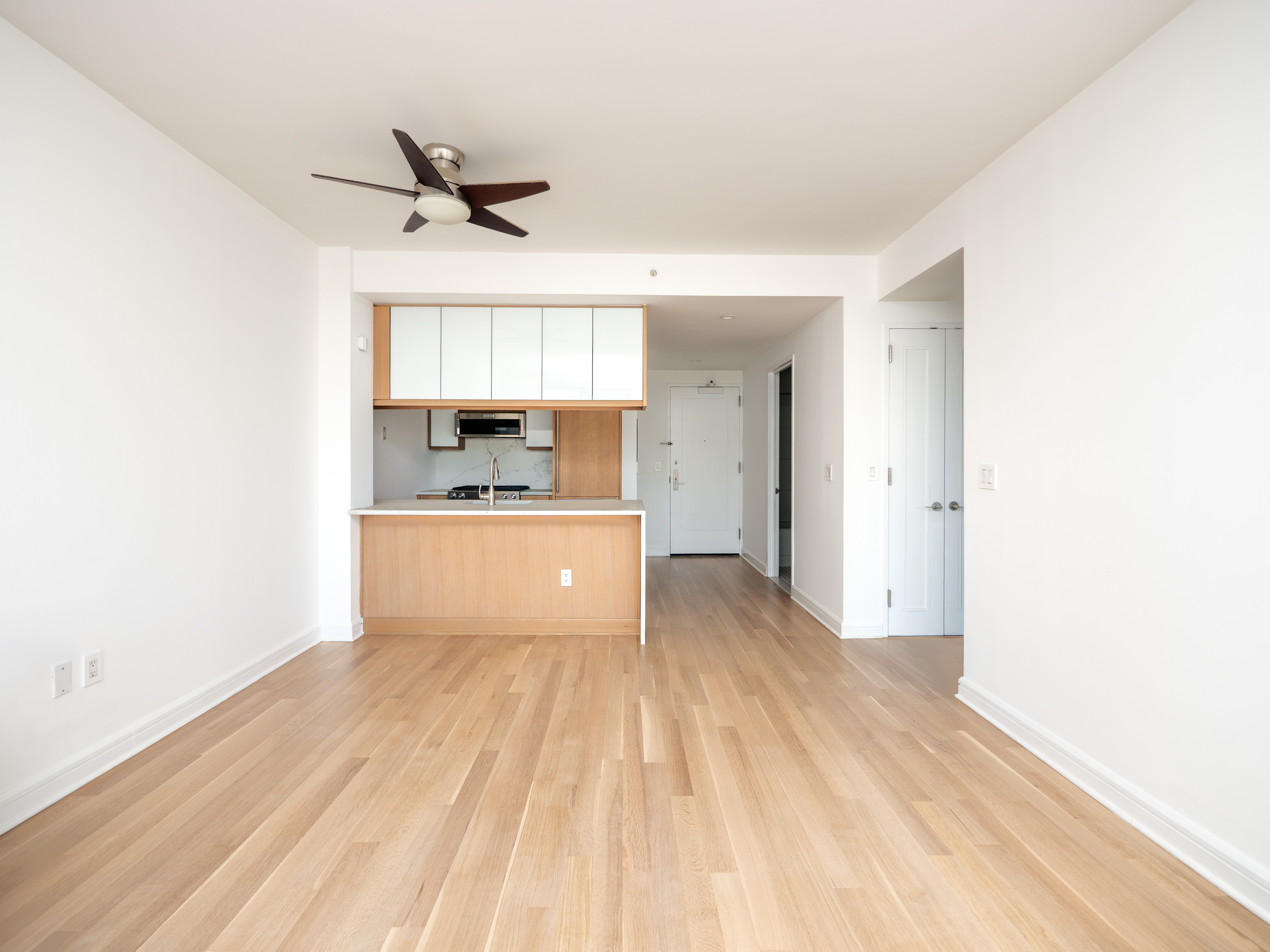 80 Riverside Boulevard, Unit 12A Manhattan, NY 10069 - Photo 2 of 12