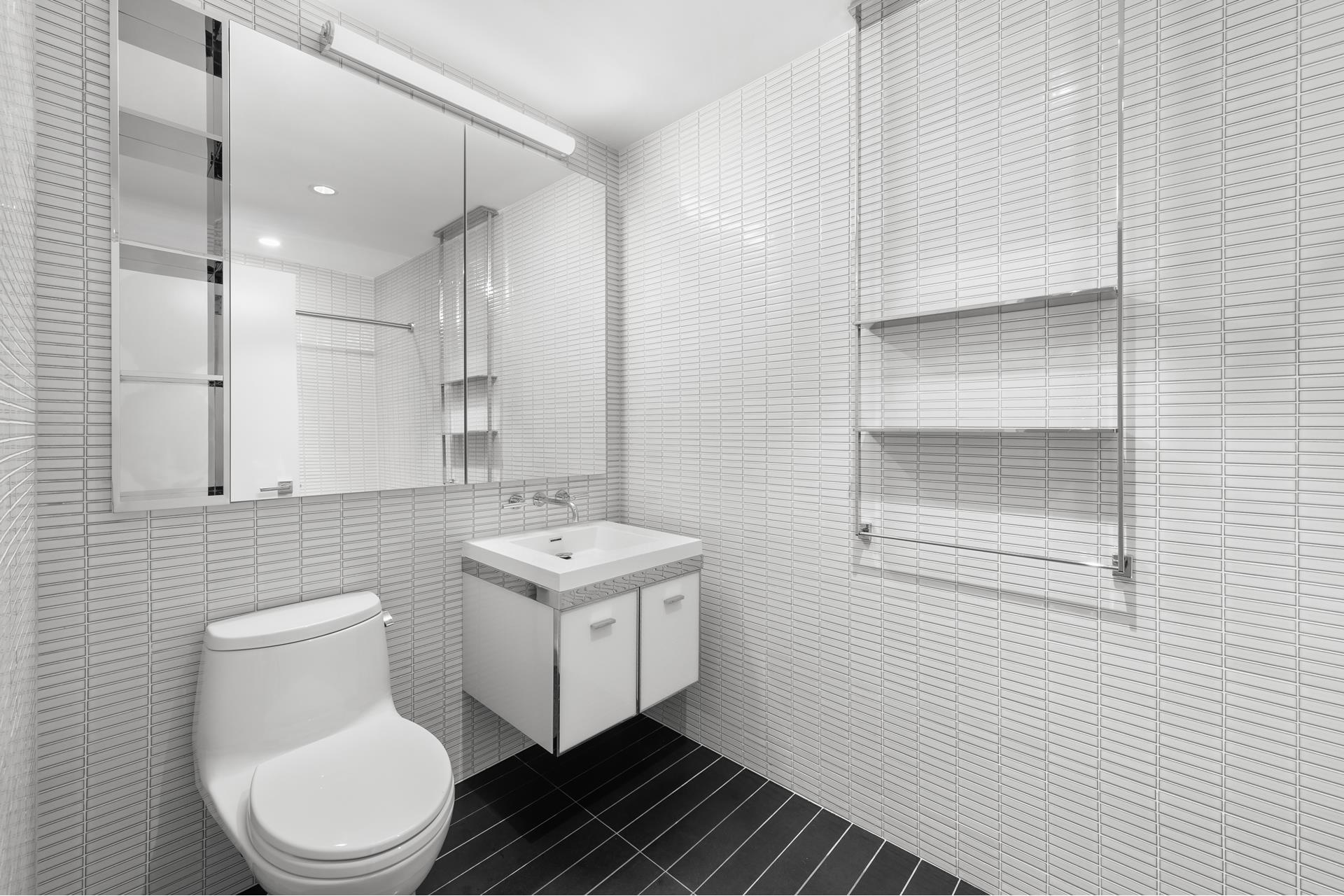 252 South Street, Unit 45B Manhattan, NY 10002 - Photo 12 of 50