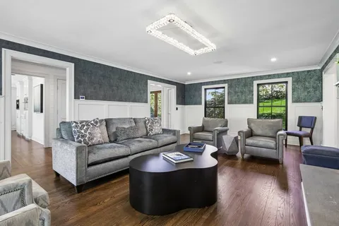 $2,300,000 | 210 Mendham Road, Bernardsville, NJ 07924