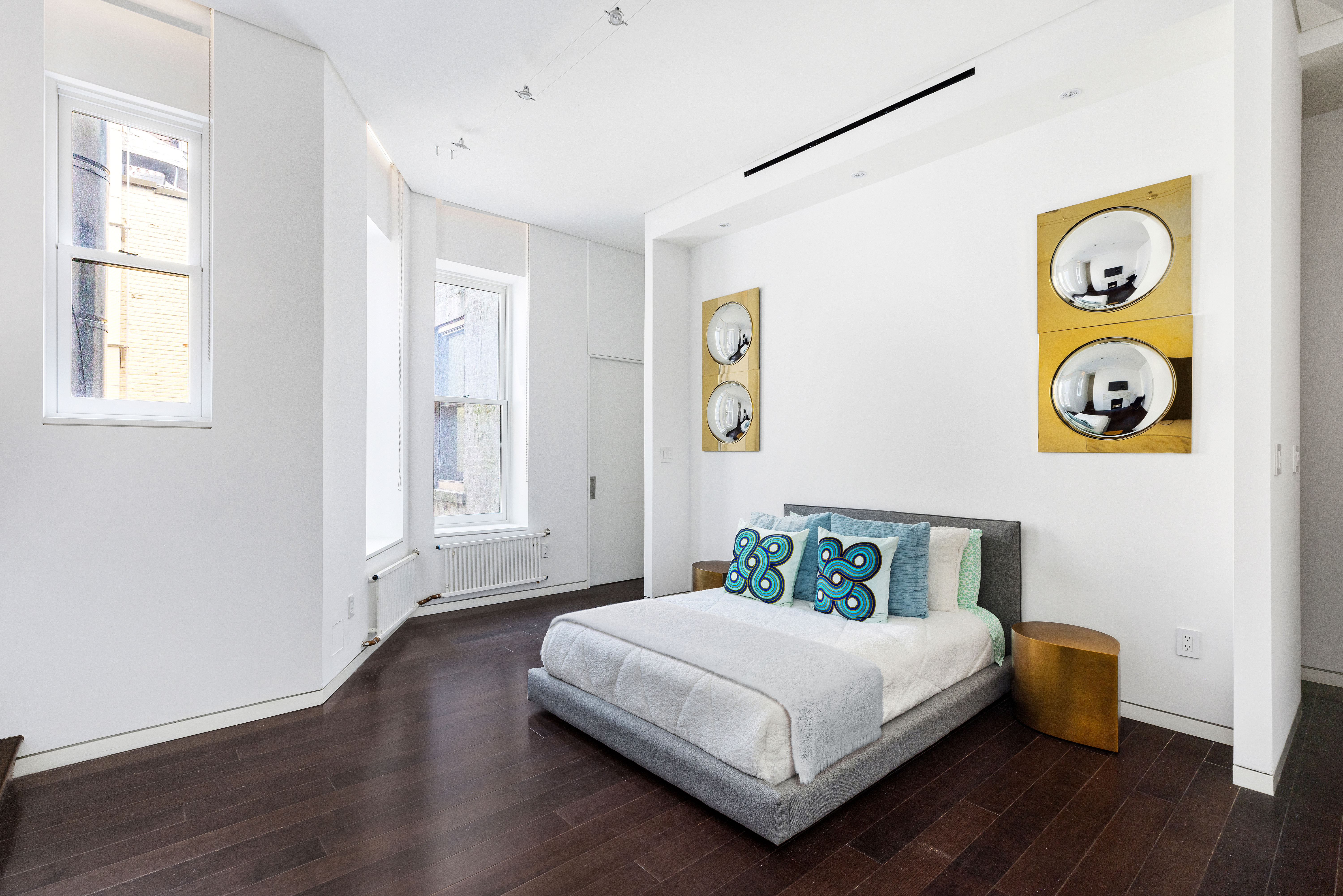 131 East 70th Street, Unit 3 Manhattan, NY 10021 - Photo 8 of 15