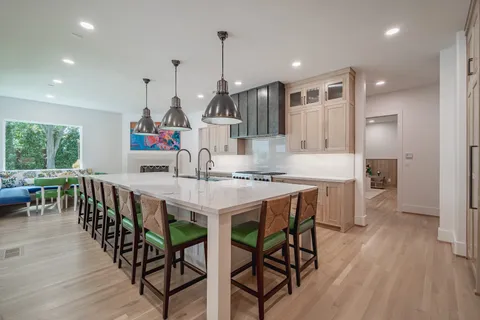 $8,997,000 | 10427 Lennox Lane, Dallas, TX 75229